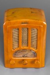 Emerson AU-190 Tombstone Catalin Radio - Butterscotch w/ Brown Swirls