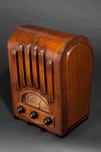 Emerson AU-213 Radio Sakhnoffsky Designed Ingraham Cabinet