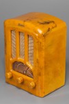 Emerson AU-190 Tombstone Catalin Radio - Butterscotch w/ Brown Marbleizing