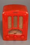 Tomato Red Emerson AU-190 ’Tombstone’ Catalin Radio - Great