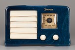 Emerson AX-235 ’Little Miracle’ Catalin Radio in Marbleized Blue