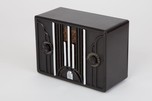 Vintage Art Deco Emerson 17 Black Bakelite + Chrome Radio