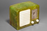 Emerson BM-258 Catalin Radio ’Big Miracle’ in Green