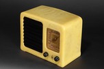 Emerson BM258 Catalin Radio ’Big Miracle’ in Yellow