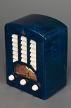 Emerson BT-245 Catalin ’Tombstone’ Radio in Marbleized Blue