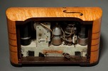 Emerson ”Strad” CH-256 Ingraham Radio in Maple