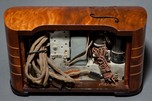 Great Emerson ”Strad” CH-256 Ingraham Radio