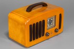 Emerson ’5+1’ EP-375 Catalin Radio in Butterscotch + Rare Brown Handle