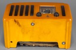 Emerson ’5+1’ EP-375 Catalin Radio in Butterscotch + Rare Brown Handle