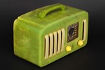 Catalin Emerson EP-375 ’5+1’ Radio in Green with Handle