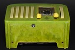 Catalin Emerson EP-375 ’5+1’ Radio in Green with Handle