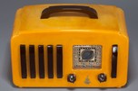 Catalin Emerson ’5+1’ EP-375 Radio in Butterscotch + Rare Brown Handle