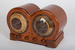 Emerson BD-197 ”Mae West” Art Deco Sakhnoffsky Designed Radio