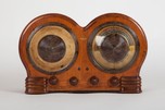 Emerson BD-197 &rdquo;Mae West&rdquo; Art Deco Sakhnoffsky Designed Radio