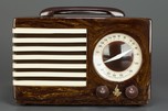 Marbleized Circassian Onyx Emerson ’Aristocrat’ Catalin Radio