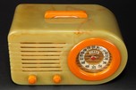 FADA 1000 Catalin Radio ”Bullet” in Onyx + Butterscotch