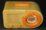 FADA 1000 Catalin Radio &rdquo;Bullet&rdquo; in Onyx + Butterscotch