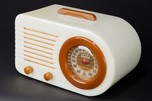 FADA 1000 Catalin ’Bullet’ Radio in Alabaster with Onyx Trim