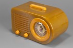 FADA 116 Catalin ’Euro Bullet’ Radio in Onyx Green + Yellow - Export Model