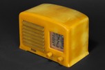 FADA 5F50 / 53 Catalin Radio In Beautiful Yellow and Onyx