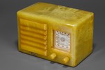 FADA 5f60 &rsquo;Baby Fada&rsquo; Catalin Radio in All Onyx Green