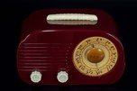 Fada 700 ’Cloud’ Catalin Radio in Plum with Ivory