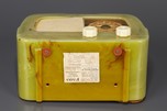Fada 711 Catalin Radio ’Dip Top’ in Translucent Swirled Onyx Green