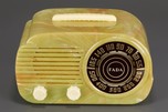 FADA 845 ”Cloud” Radio in Swirled Green Plastic with Ivory Trim