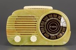 FADA 845 ”Cloud” Radio in Swirled Green Plastic with Ivory Trim