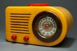 Rare FADA ”All-American” Catalin Bullet Radio Series 200 - Red, White + Blue