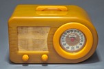 Catalin FADA 1000 Radio &rdquo;Bullet&rdquo; in Onyx + Butterscotch