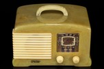 FADA SW-57 / L-56 Catalin Radio in Onyx + Alabaster - Great Deco Design