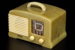 FADA SW-57 / L-56 Catalin Radio in Onyx + Alabaster - Great Deco Design