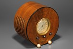 Deco Federal 159 ’Circle’ Walnut Radio - Simple Elegant Design