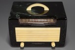 General Electric L-574 Catalin Radio in Black + Yellow