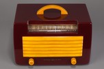 General Electric L-572 Catalin Radio in Maroon + Butterscotch