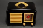 General Television 5A5 Bakelite Radio Black + Mustard Yellow