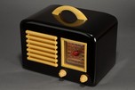 General Television 5A5 Bakelite Radio Black + Mustard Yellow