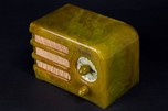 Halson Catalin Radio A5 ’Dwarf’ in Brazilian Onyx Green - Rare