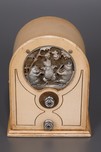 Hudson-Ross ’Three Little Pigs’ Novelty Tube Radio - Scarce