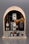 Hudson-Ross ’Three Little Pigs’ Novelty Tube Radio - Scarce