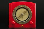 Kadette ’Clockette’ K27 Catalin Radio in Bright Marbleized Red