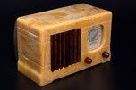 Catalin Motorola 52 ’Vertical Grill’ Radio - Marbleized Apricot + Tortoise