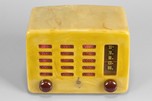Onyx Green Emerson 564 ’Slot-Grill’ Catalin Radio