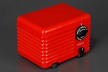 Detrola ’Pee-Wee’ Radio Model 218 in Red Plaskon with Black