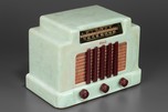 Catalin Addison 5 ’Courthouse’ Radio in Pistachio + Burgundy - Great