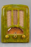 Highly Marbleized Green Emerson AU-190 ’Tombstone’ Catalin Radio