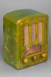 Highly Marbleized Green Emerson AU-190 ’Tombstone’ Catalin Radio