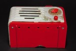 RCA 9-SX ’Little Nipper’ Red Plaskon + Beetle Plastic w/ Original Box