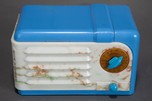 Blue Plaskon RCA 9-SX &rdquo;Nipper&rdquo; with Beetle Plastic Trim - Beautiful
